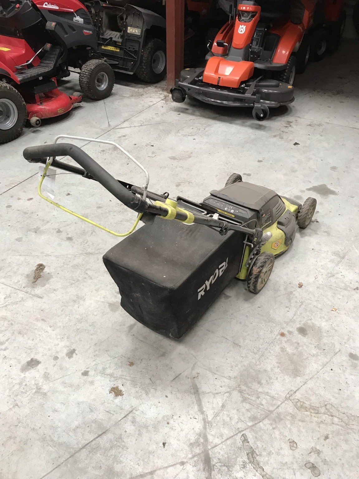 Rasenmäher tip Sonstige RLM4852L, Gebrauchtmaschine in LA SOUTERRAINE (Poză 4)