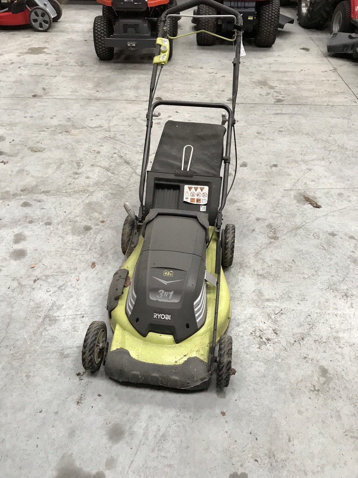 Rasenmäher del tipo Sonstige RLM4852L, Gebrauchtmaschine In LA SOUTERRAINE (Immagine 3)