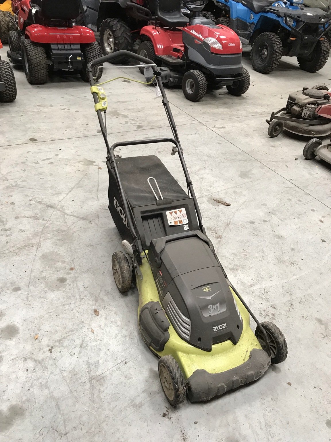 Rasenmäher tip Sonstige RLM4852L, Gebrauchtmaschine in LA SOUTERRAINE (Poză 1)