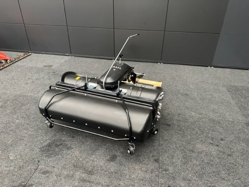 Rasenmäher des Typs Sonstige Tielbürger Kehrbürste zu Husqvarna Rider 300er, Neumaschine in Tamsweg (Bild 4)