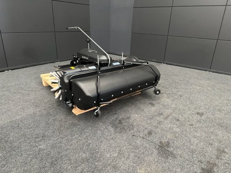 Rasenmäher des Typs Sonstige Tielbürger Kehrbürste zu Husqvarna Rider 300er, Neumaschine in Tamsweg (Bild 3)