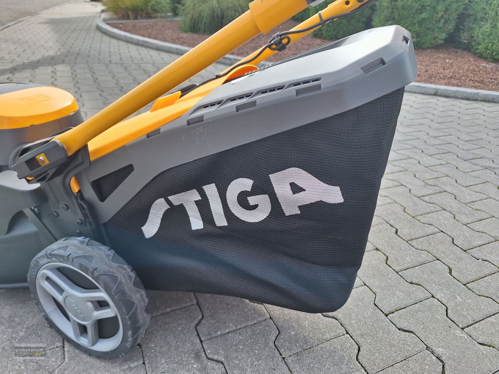 Rasenmäher Türe ait Stiga Combi 50 SQ DAE Akku, Neumaschine içinde Aurolzmünster (resim 11)