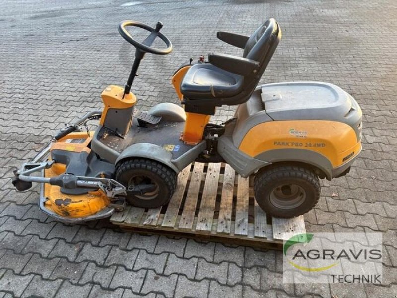Rasenmäher des Typs Stiga PARK PRO 20 4 WD, Gebrauchtmaschine in Meppen-Versen (Bild 1)
