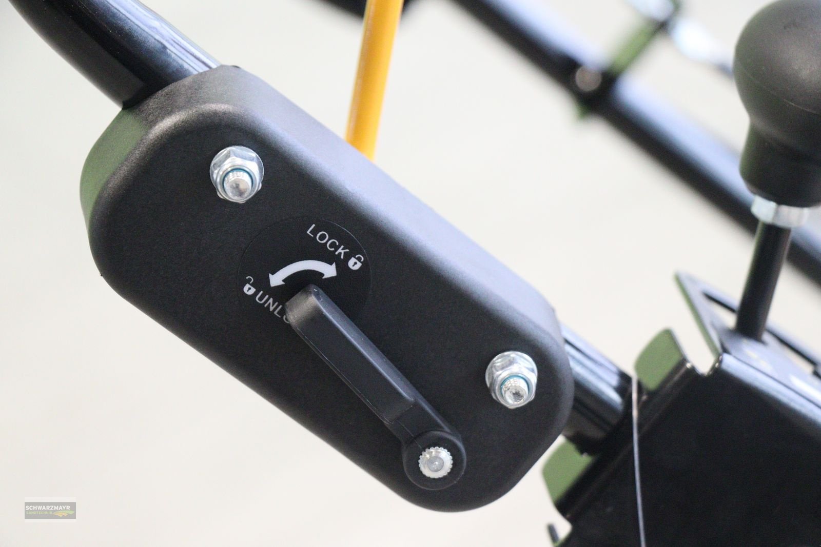 Rasenmäher tip Stiga Vertikutierer SVP40G, Neumaschine in Gampern (Poză 9)