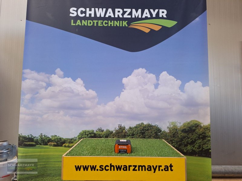 Rasenmäher typu Stihl AP300S Ersatz Akku, Neumaschine w Gampern