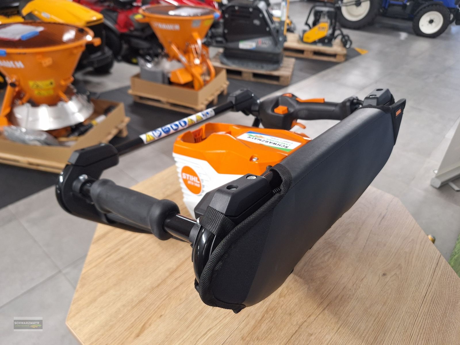 Rasenmäher a típus Stihl BTA 140.0, Neumaschine ekkor: Aurolzmünster (Kép 4)