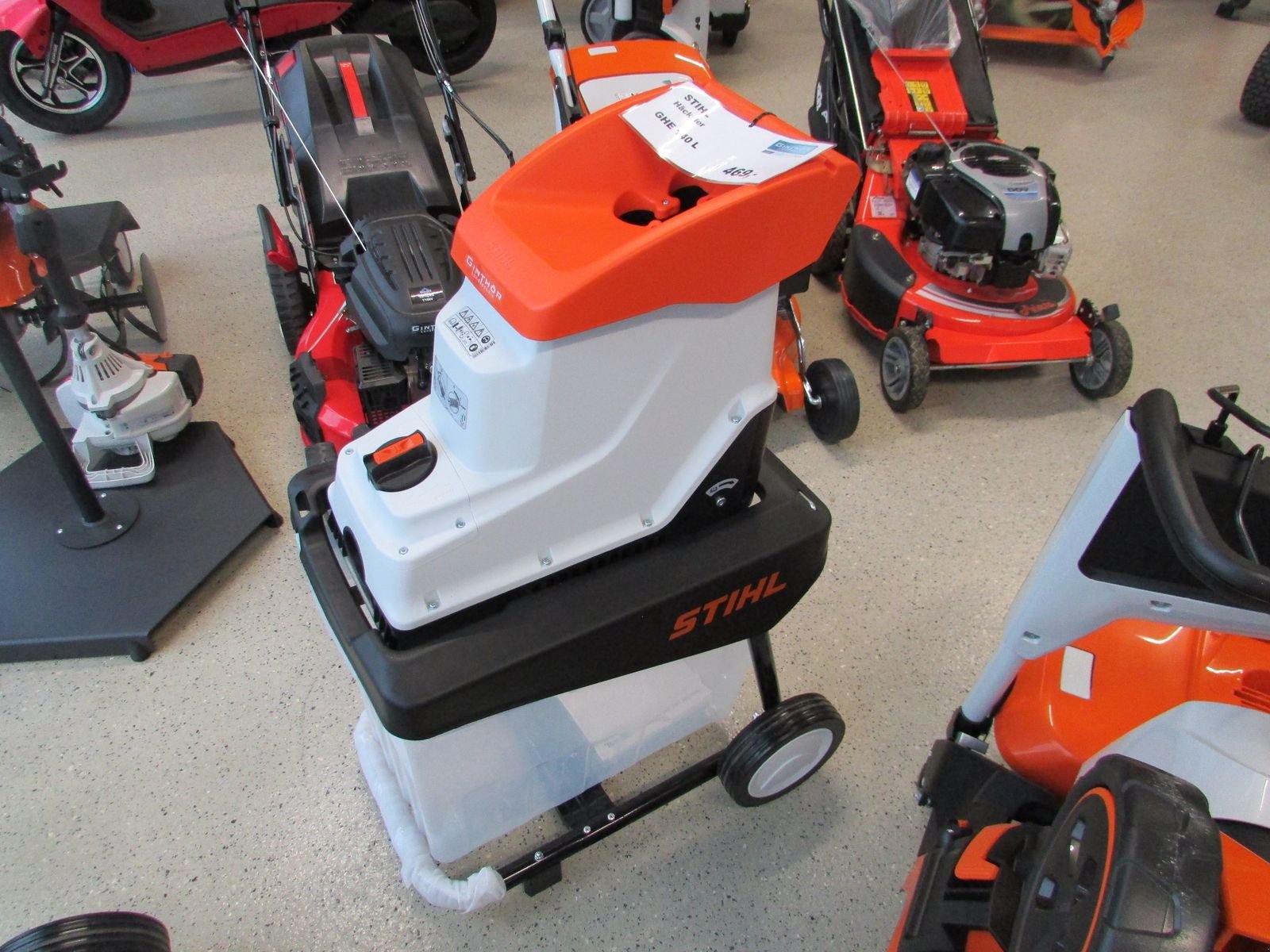 Rasenmäher of the type Stihl GHE 140 L, Gebrauchtmaschine in Saxen (Picture 2)