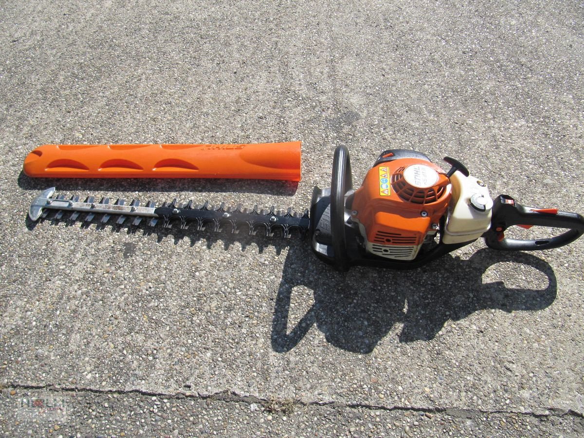 Rasenmäher des Typs Stihl Heckenschere  HS 81R, Gebrauchtmaschine in Niederneukirchen (Bild 1)