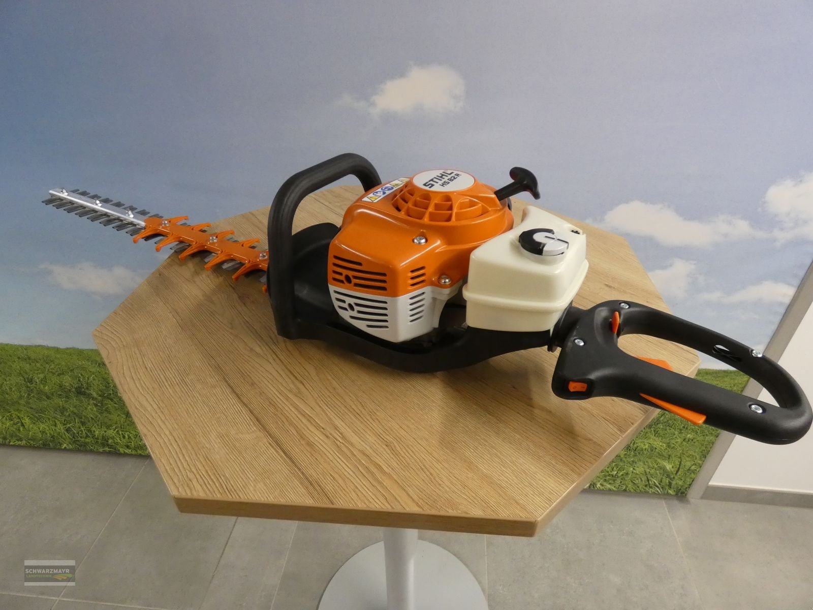 Rasenmäher του τύπου Stihl HS 82R, Neumaschine σε Aurolzmünster (Φωτογραφία 2)