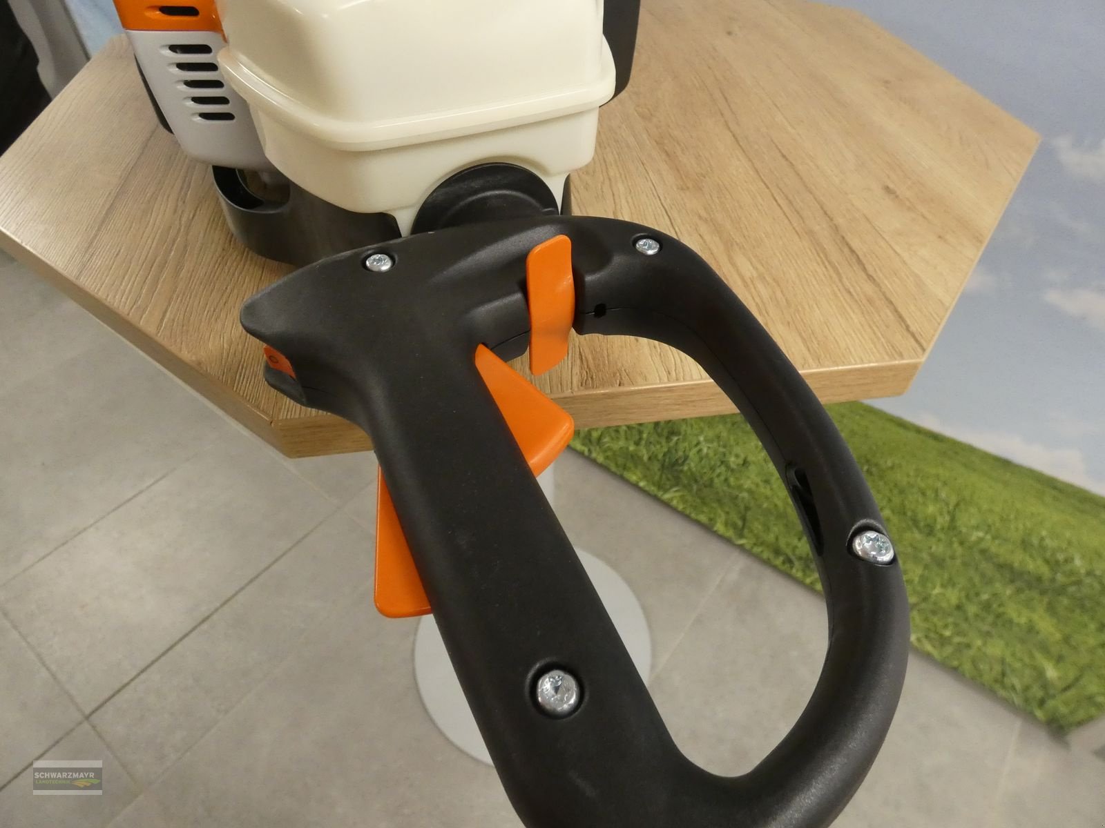 Rasenmäher του τύπου Stihl HS 82R, Neumaschine σε Aurolzmünster (Φωτογραφία 9)