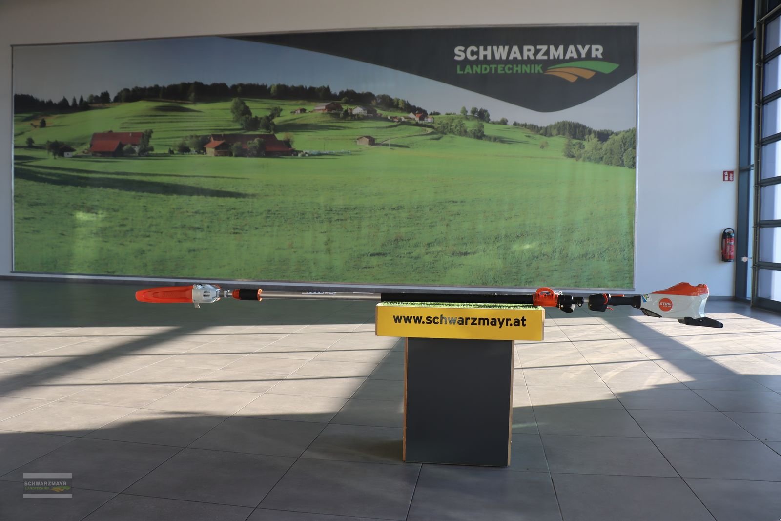 Rasenmäher tipa Stihl HTA 135 30cm, Neumaschine u Aurolzmünster (Slika 1)