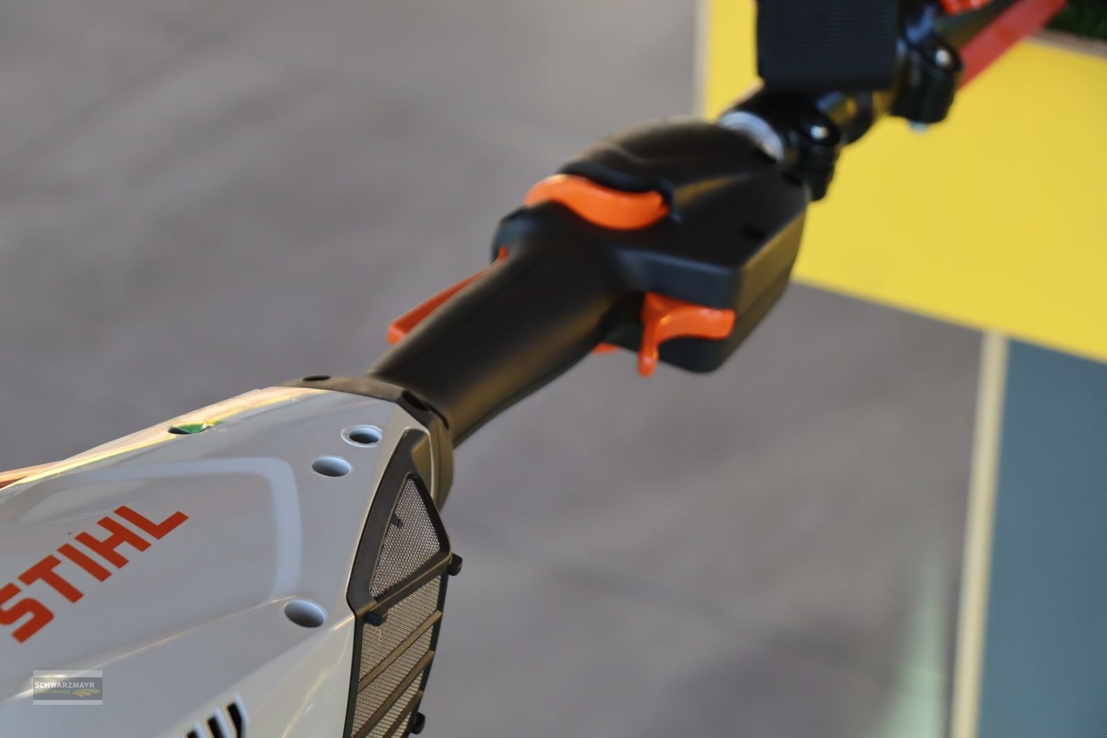 Rasenmäher του τύπου Stihl HTA 135, Neumaschine σε Aurolzmünster (Φωτογραφία 10)