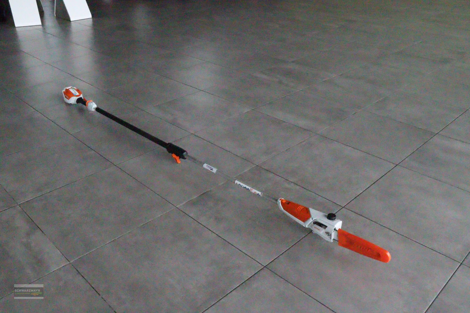 Rasenmäher Türe ait Stihl HTA 50+AK20+AL101, Neumaschine içinde Gampern (resim 5)