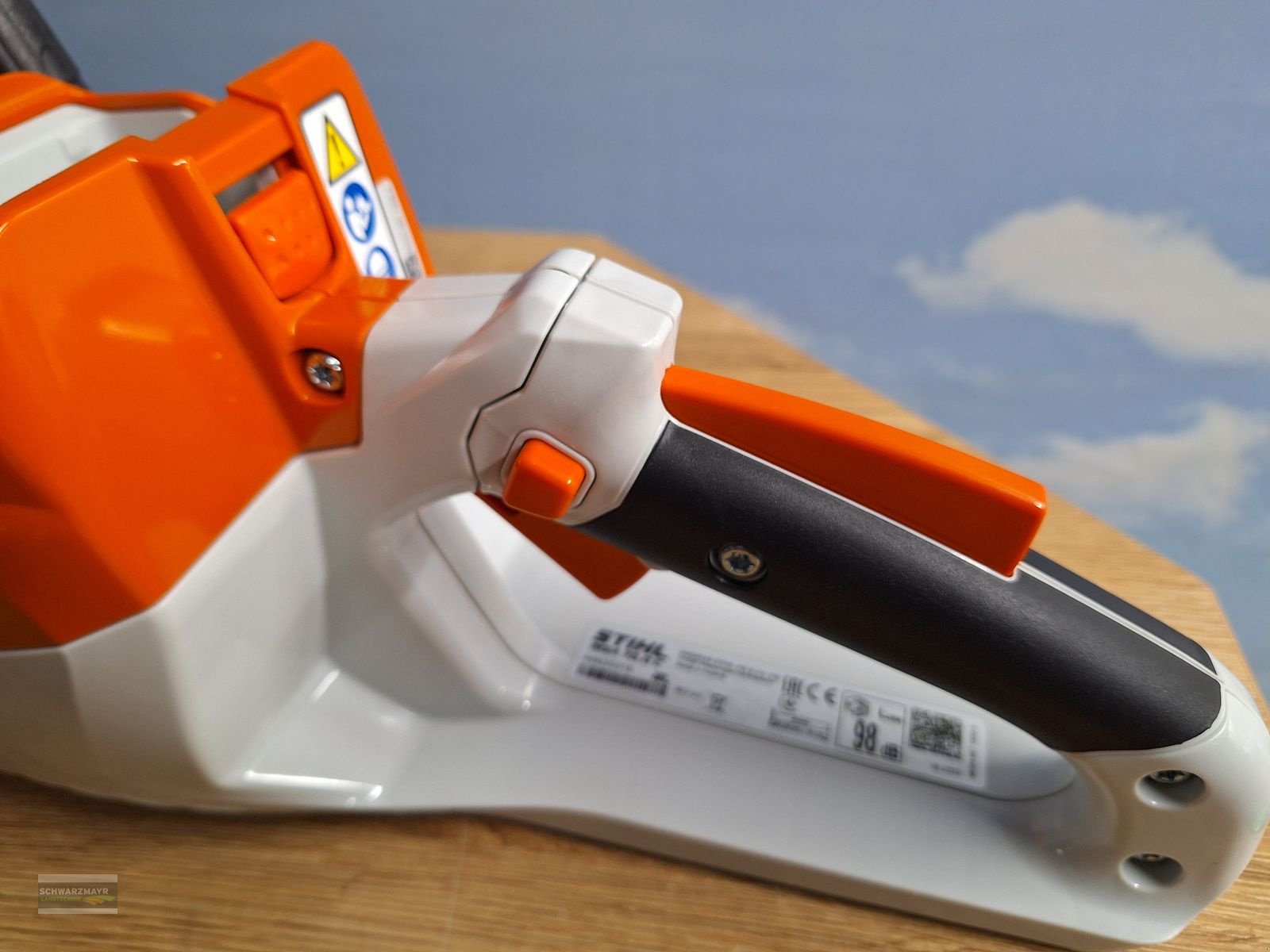 Rasenmäher of the type Stihl MSA 70 C-B AK30+AL101, Neumaschine in Gampern (Picture 17)