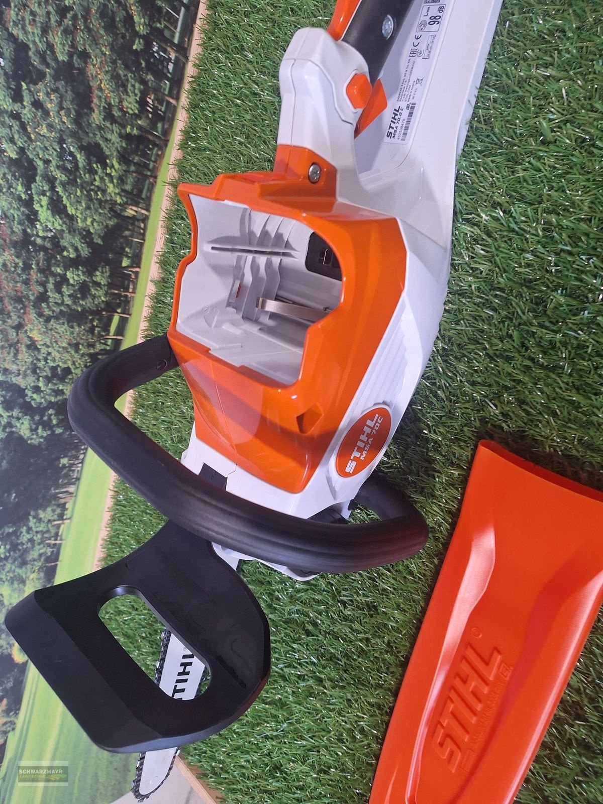 Rasenmäher des Typs Stihl MSA 70 C-B, Neumaschine in Gampern (Bild 11)