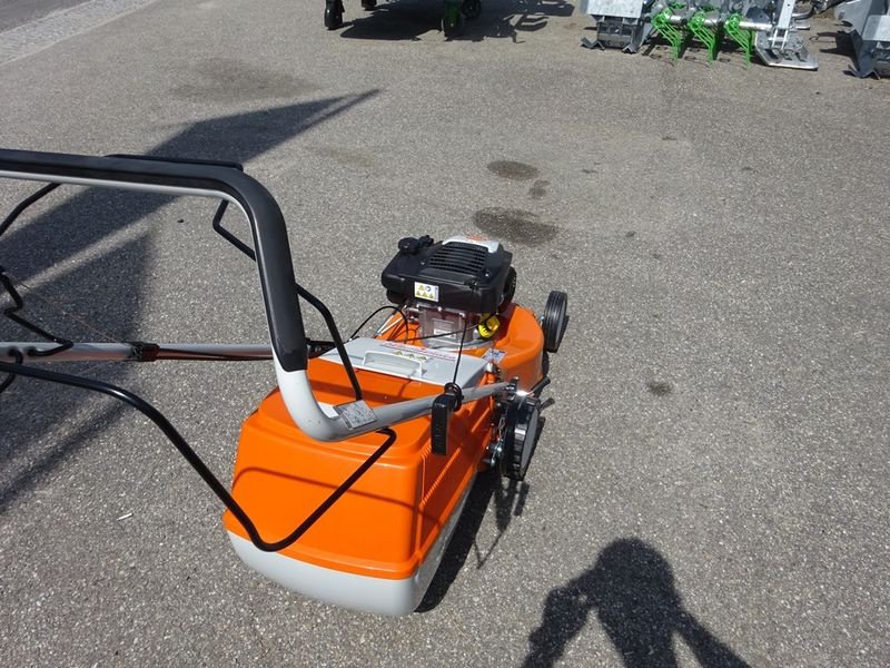 Rasenmäher of the type Stihl RM 248.2 T Rasenmäher, Neumaschine in St. Marienkirchen (Picture 5)