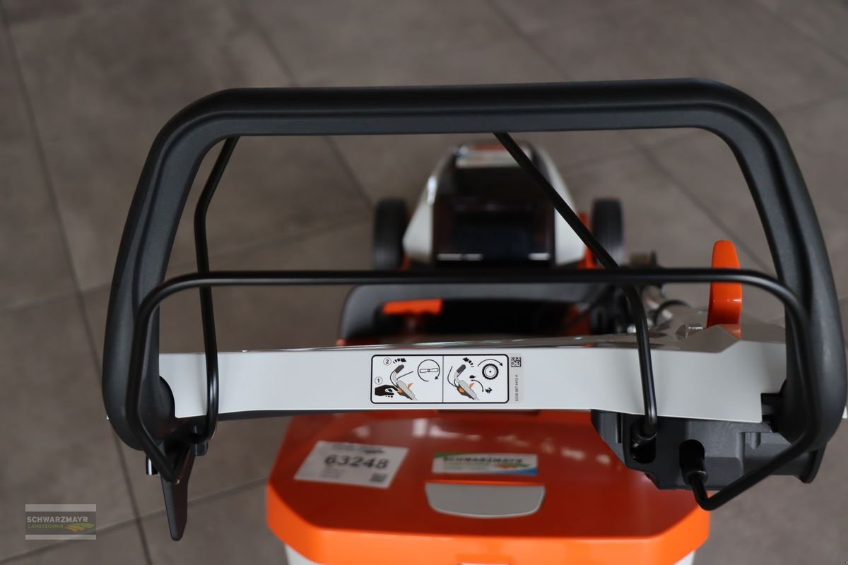 Rasenmäher of the type Stihl RMA 443 PV, Neumaschine in Gampern (Picture 12)