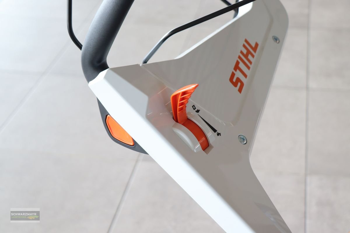 Rasenmäher of the type Stihl RMA 443 PV, Neumaschine in Gampern (Picture 11)