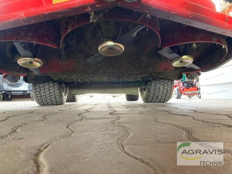 Rasenmäher des Typs Toro GROUNDSMASTER 3200 24 HP AWD, Neumaschine in Espelkamp (Bild 10)