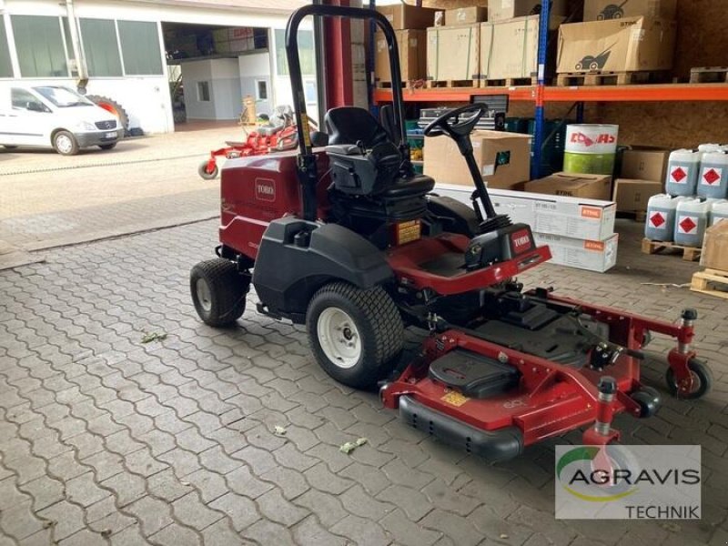 Rasenmäher des Typs Toro GROUNDSMASTER 3200 24 HP AWD, Neumaschine in Espelkamp (Bild 3)