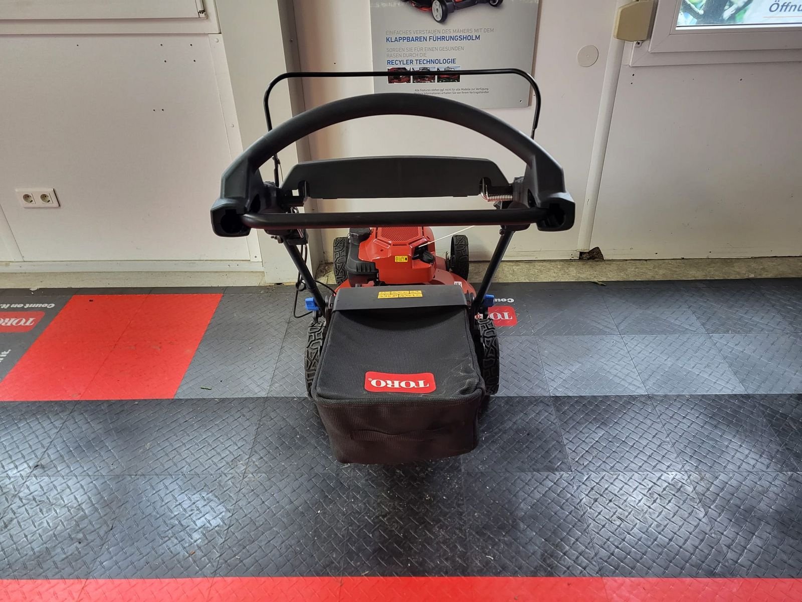 Rasenmäher типа Toro Rasenmäher Toro 21693, Neumaschine в NATTERNBACH (Фотография 11)