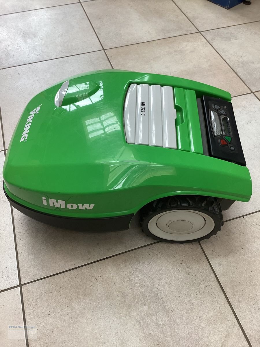Rasenmäher des Typs Viking Rasenmähroboter MI322C, Neumaschine in Ainring (Bild 2)