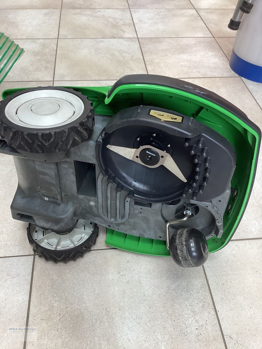 Rasenmäher des Typs Viking Rasenmähroboter MI322C, Neumaschine in Ainring (Bild 5)