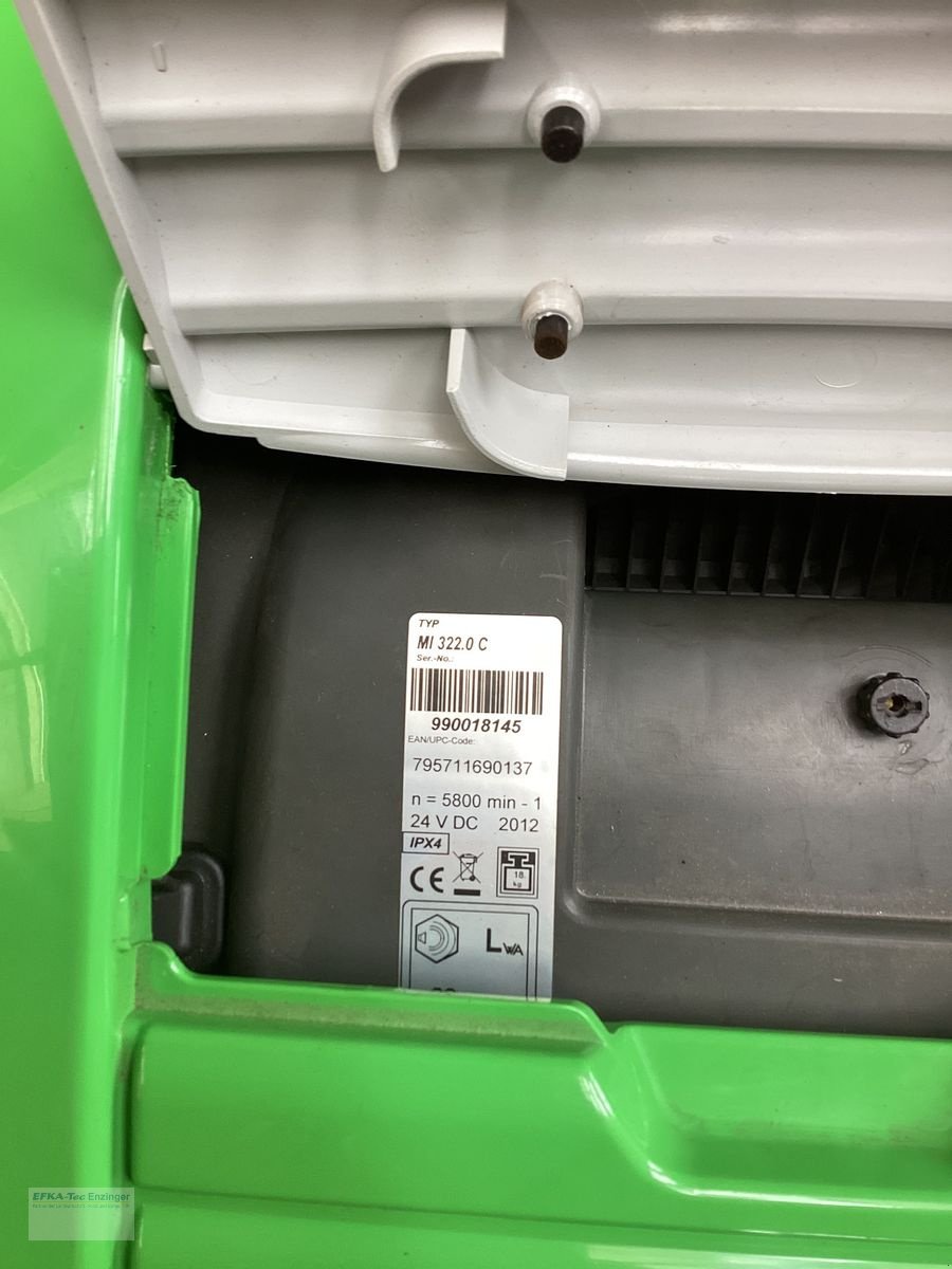 Rasenmäher des Typs Viking Rasenmähroboter MI322C, Neumaschine in Ainring (Bild 6)
