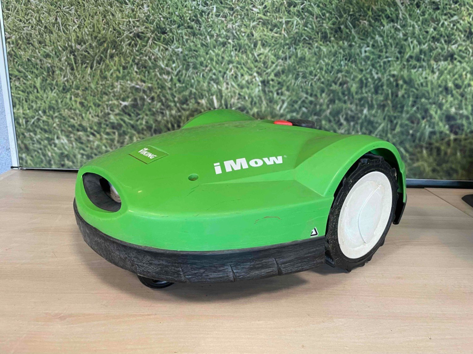 Rasenmäher typu Viking Robot de tonte Mi 632P Viking, Gebrauchtmaschine v LA SOUTERRAINE (Obrázek 5)