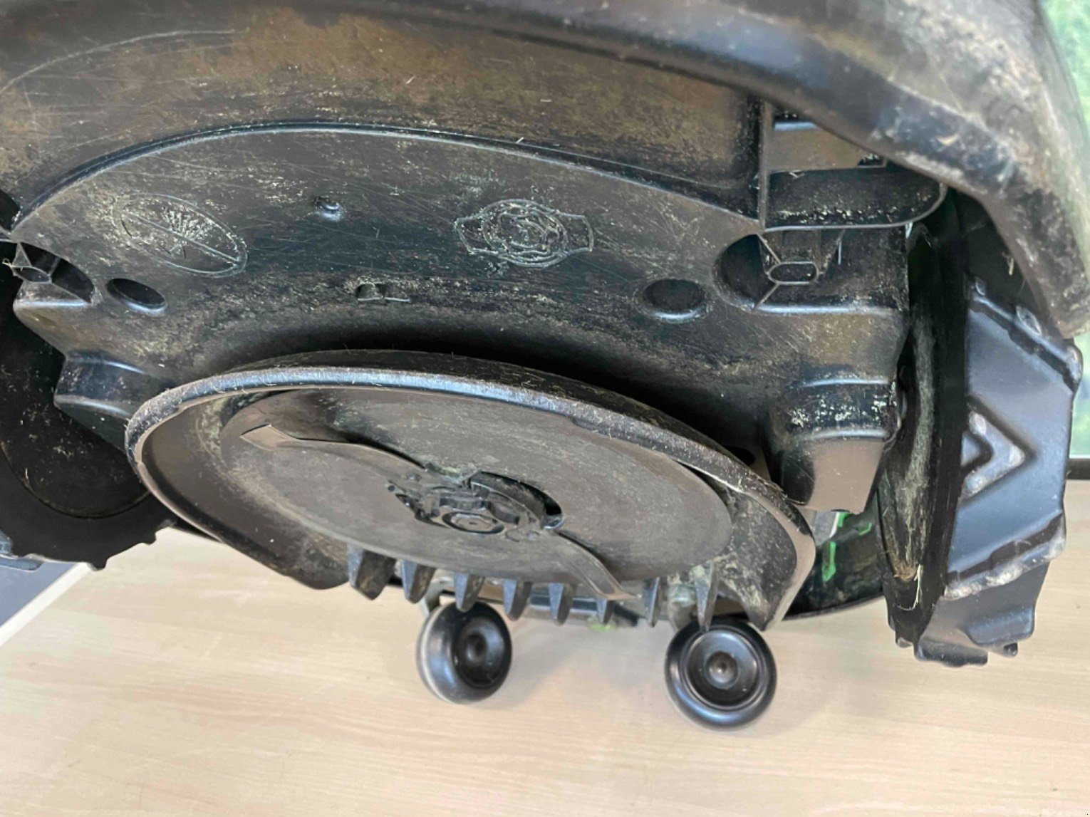 Rasenmäher vrste Viking Robot de tonte Mi 632P Viking, Gebrauchtmaschine v LA SOUTERRAINE (Slika 4)