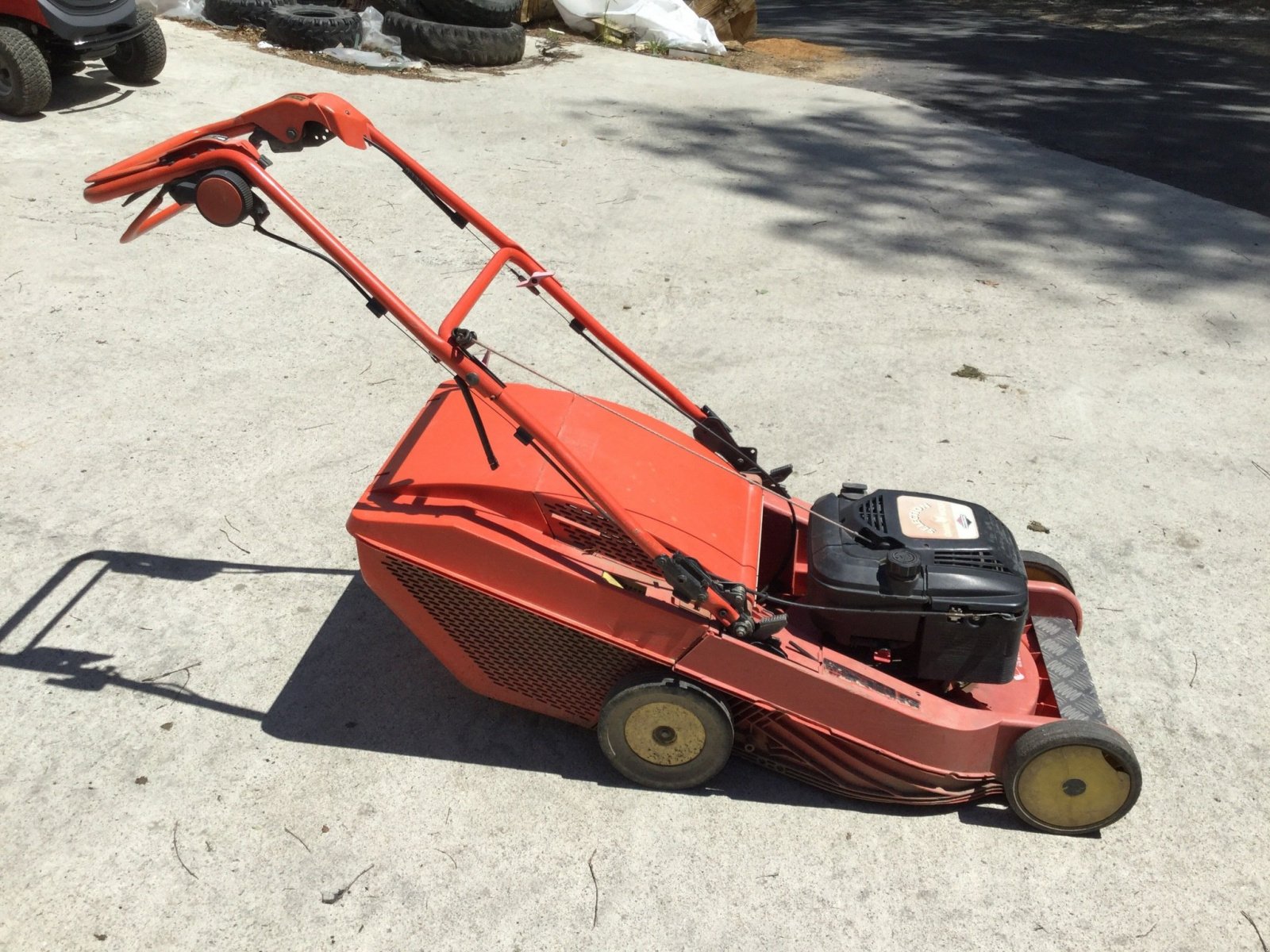 Rasenmäher za tip Wolf GTFB4M, Gebrauchtmaschine u LA SOUTERRAINE (Slika 3)