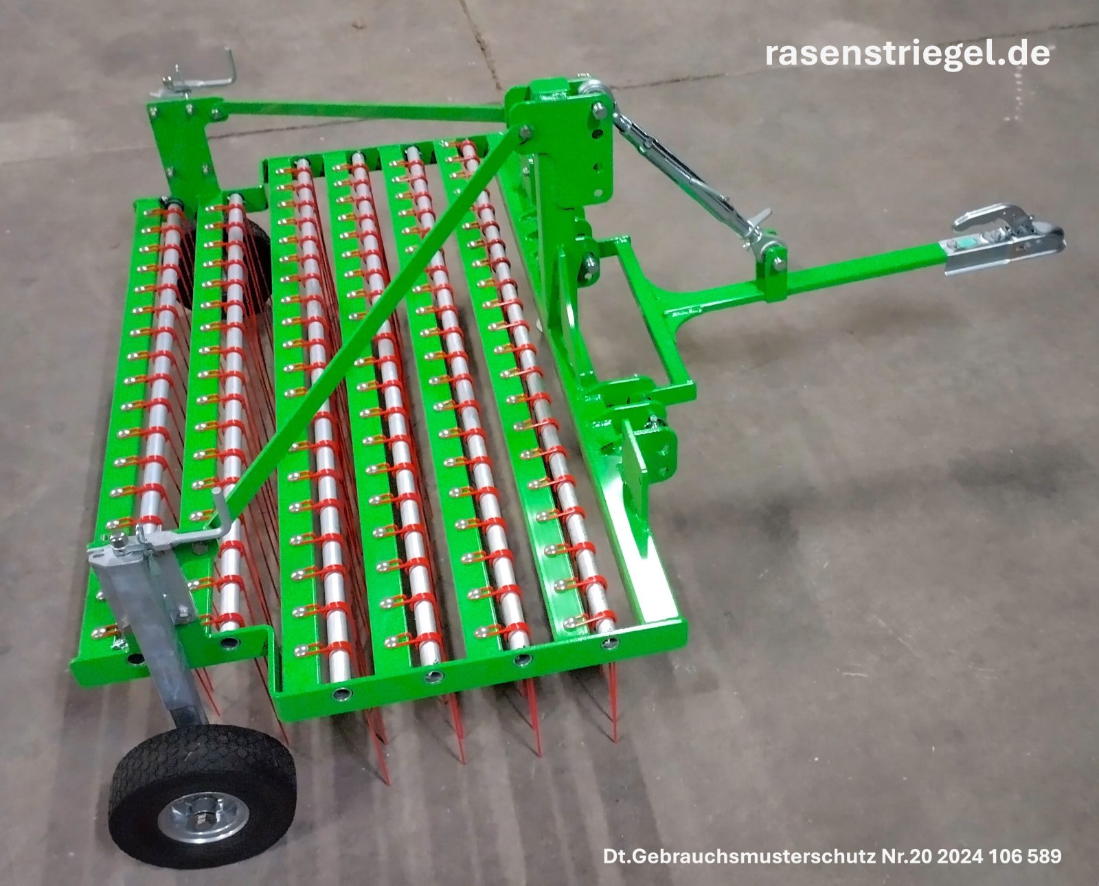 Rasenstriegel des Typs rasenstriegel.de RS2006, Neumaschine in Bad Staffelstein (Bild 5)