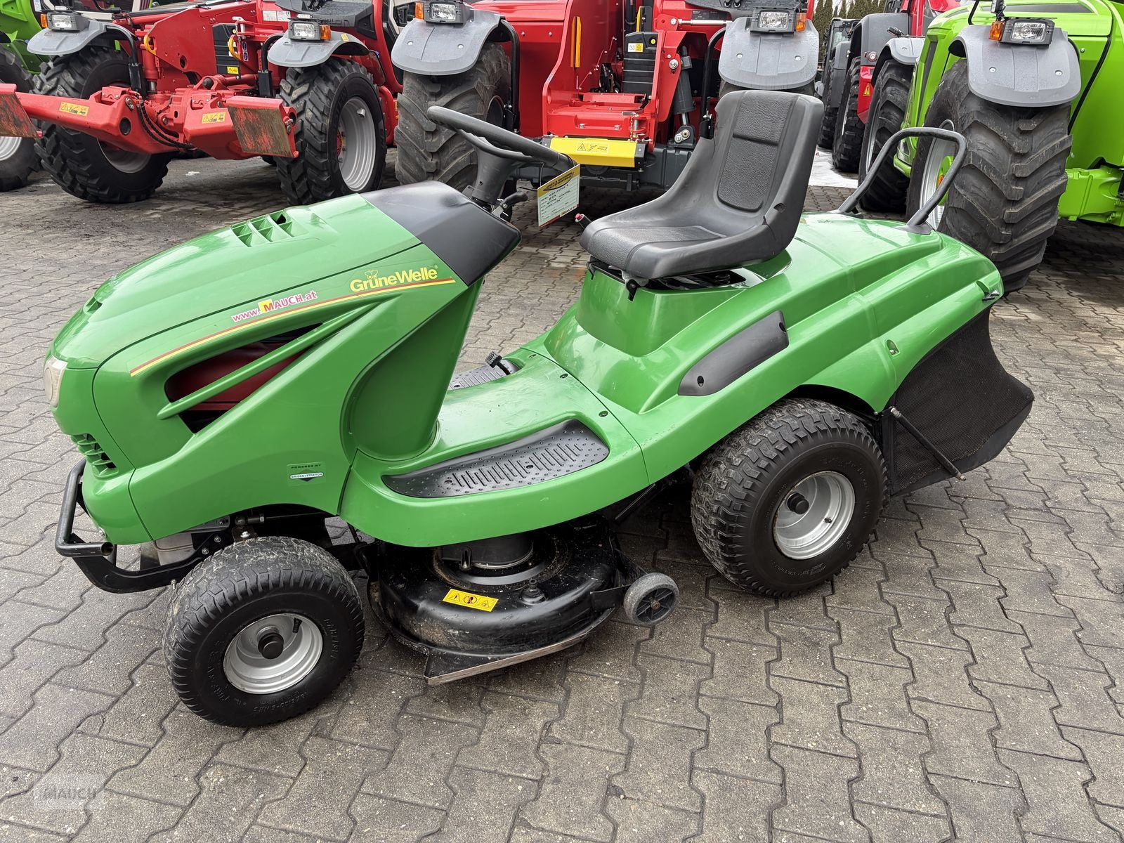 Rasentraktor typu Alko Grüne Welle 102-175H, Gebrauchtmaschine w Burgkirchen (Zdjęcie 4)