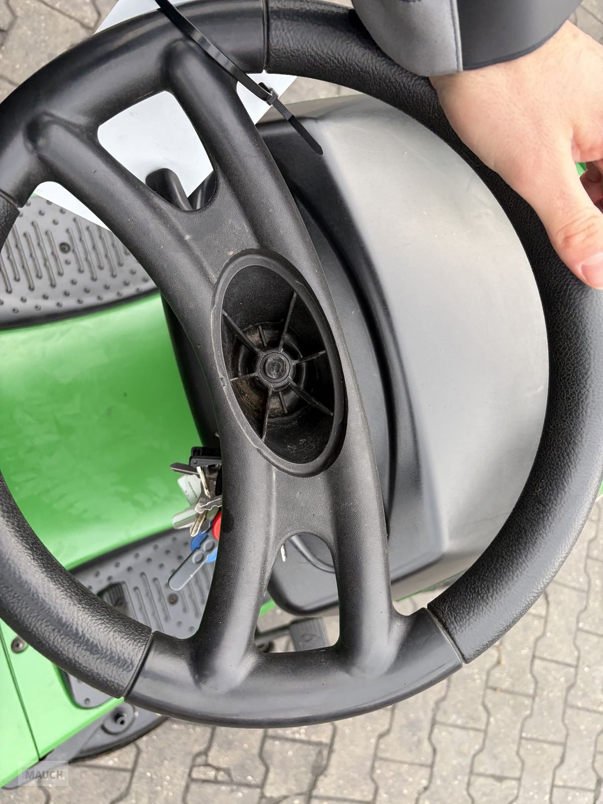 Rasentraktor typu Alko Grüne Welle 102-175H, Gebrauchtmaschine w Burgkirchen (Zdjęcie 11)