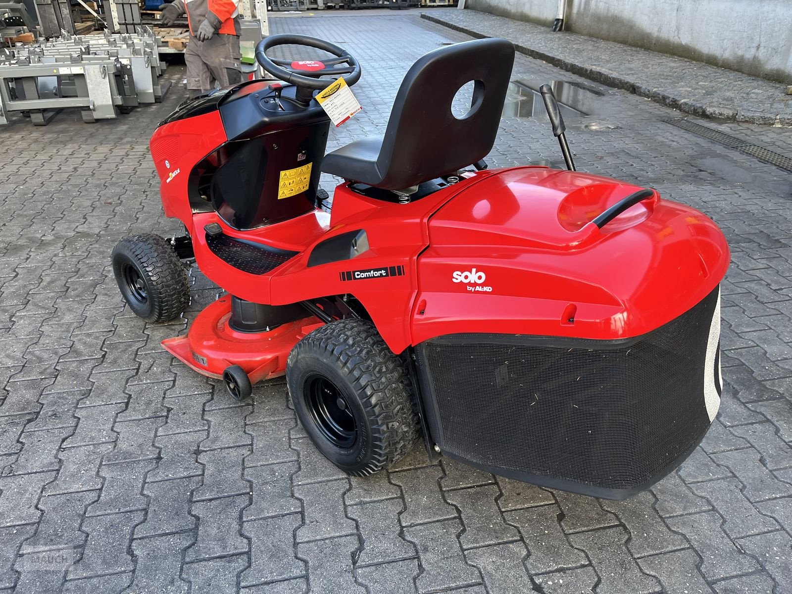 Rasentraktor des Typs Alko T15 103.7 Comfort HD-A gepflegter Zustand, Gebrauchtmaschine in Burgkirchen (Bild 11)