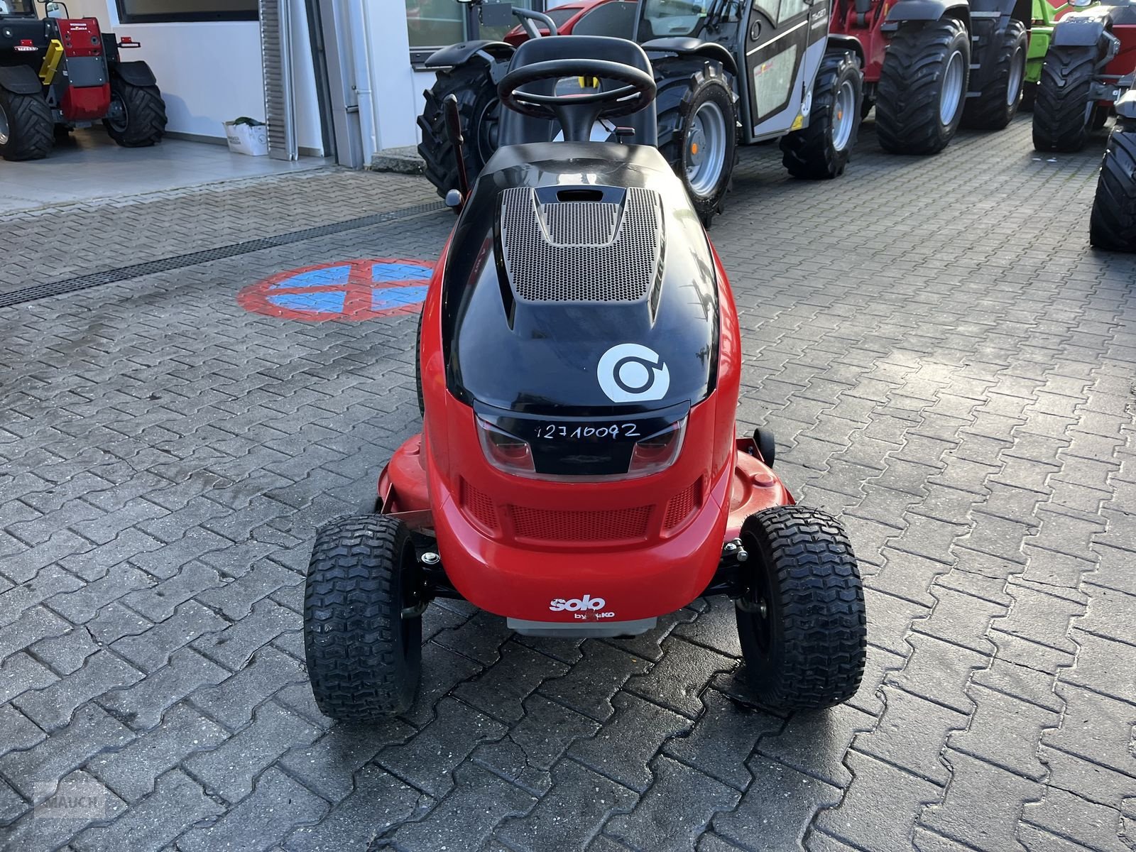 Rasentraktor des Typs Alko T15 103.7 Comfort HD-A gepflegter Zustand, Gebrauchtmaschine in Burgkirchen (Bild 16)