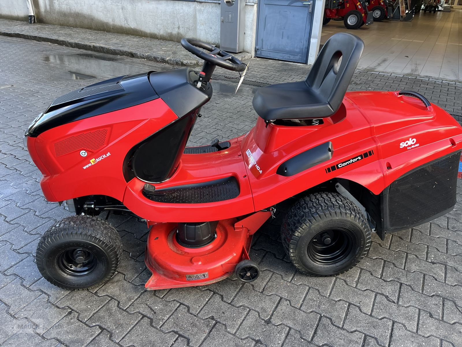 Rasentraktor des Typs Alko T15 103.7 Comfort HD-A gepflegter Zustand, Gebrauchtmaschine in Burgkirchen (Bild 10)