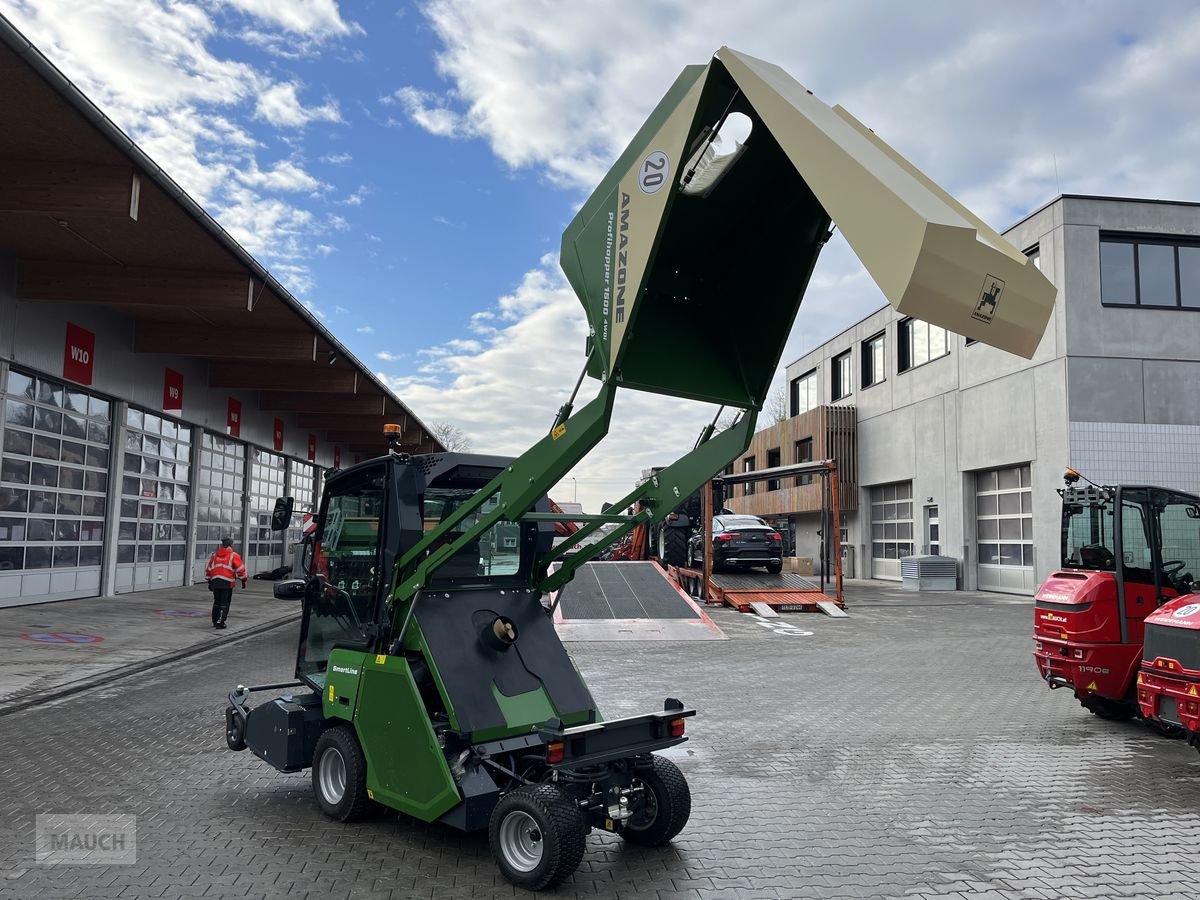 Rasentraktor des Typs Amazone Profihopper 1500 4 Zylinder Diesel, Neumaschine in Burgkirchen (Bild 25)