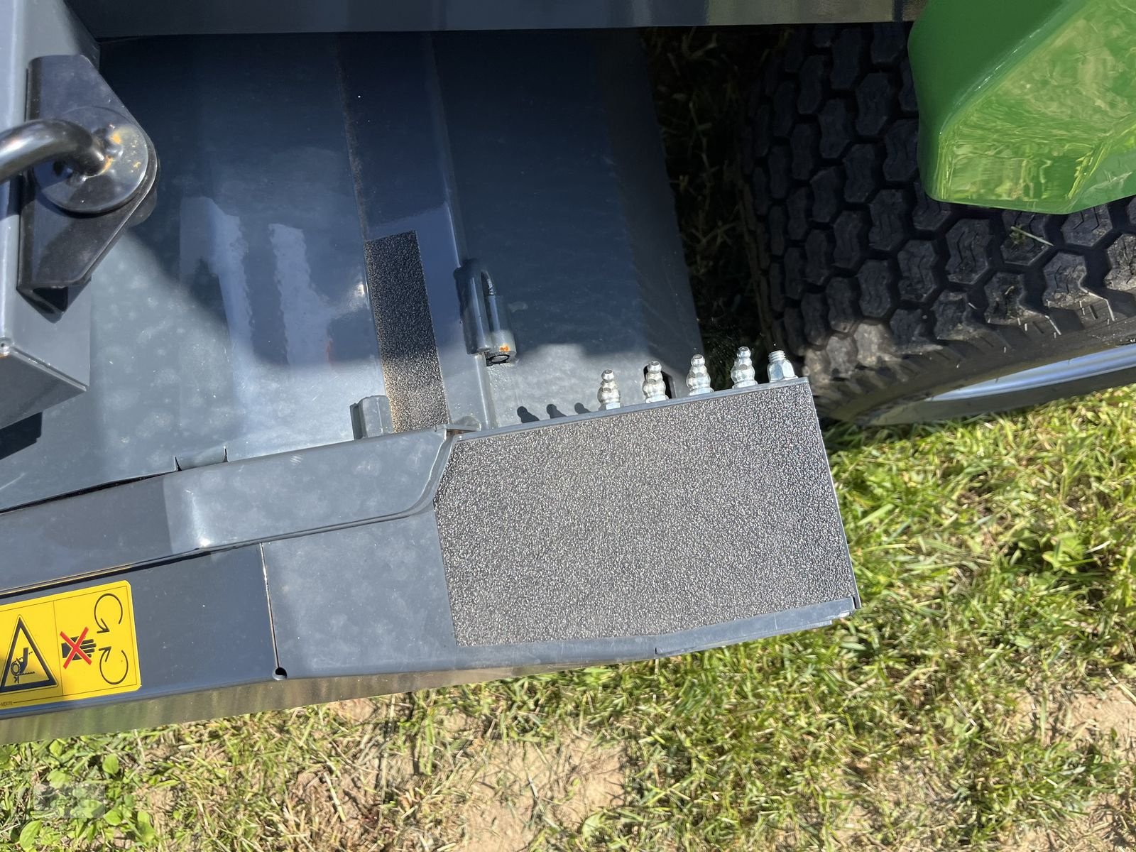 Rasentraktor des Typs Amazone Profihopper PH 1500 Hochentleerer, Diesel, Neumaschine in Burgkirchen (Bild 29)