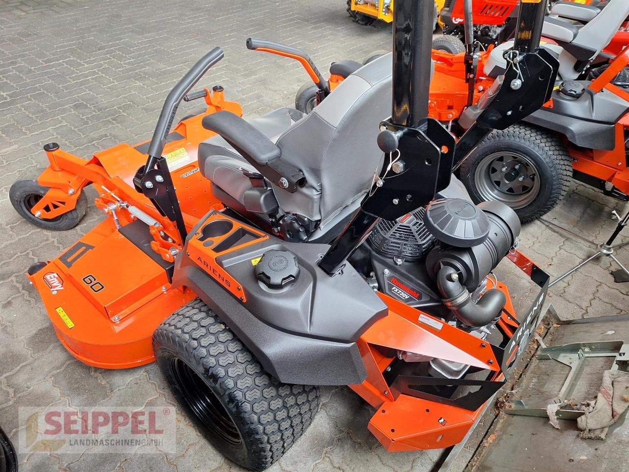 Rasentraktor del tipo Ariens ARIENS ZENITH 60, Neumaschine In Groß-Umstadt (Immagine 4)