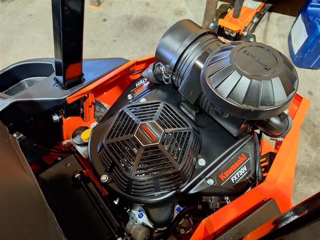 Rasentraktor des Typs Ariens Zenith 60" SD, Gebrauchtmaschine in Rødekro (Bild 4)