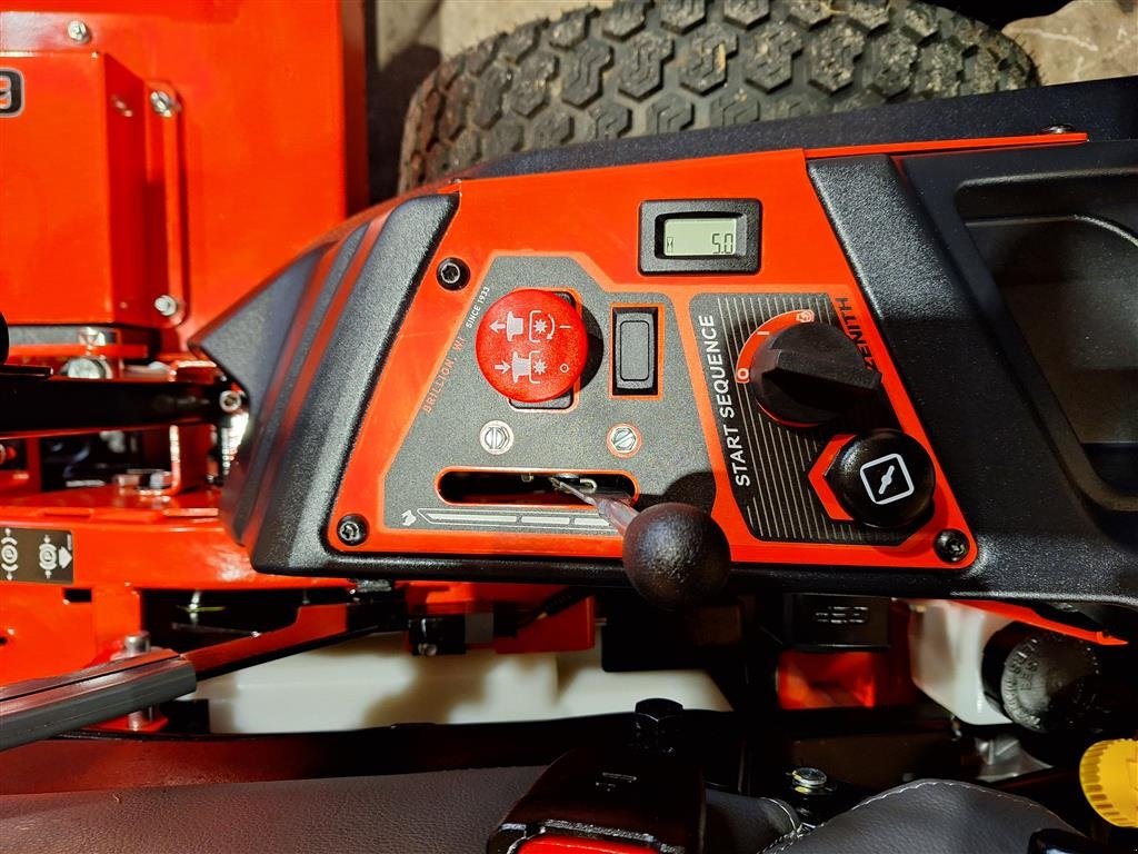 Rasentraktor des Typs Ariens Zenith 60" SD, Gebrauchtmaschine in Rødekro (Bild 9)