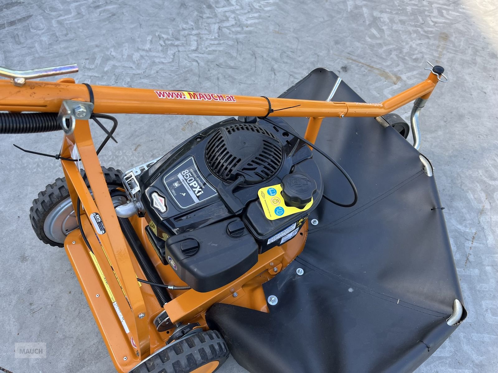 Rasentraktor типа AS-Motor Hochgrasmäher 21-4T Neuwertig, Gebrauchtmaschine в Burgkirchen (Фотография 14)