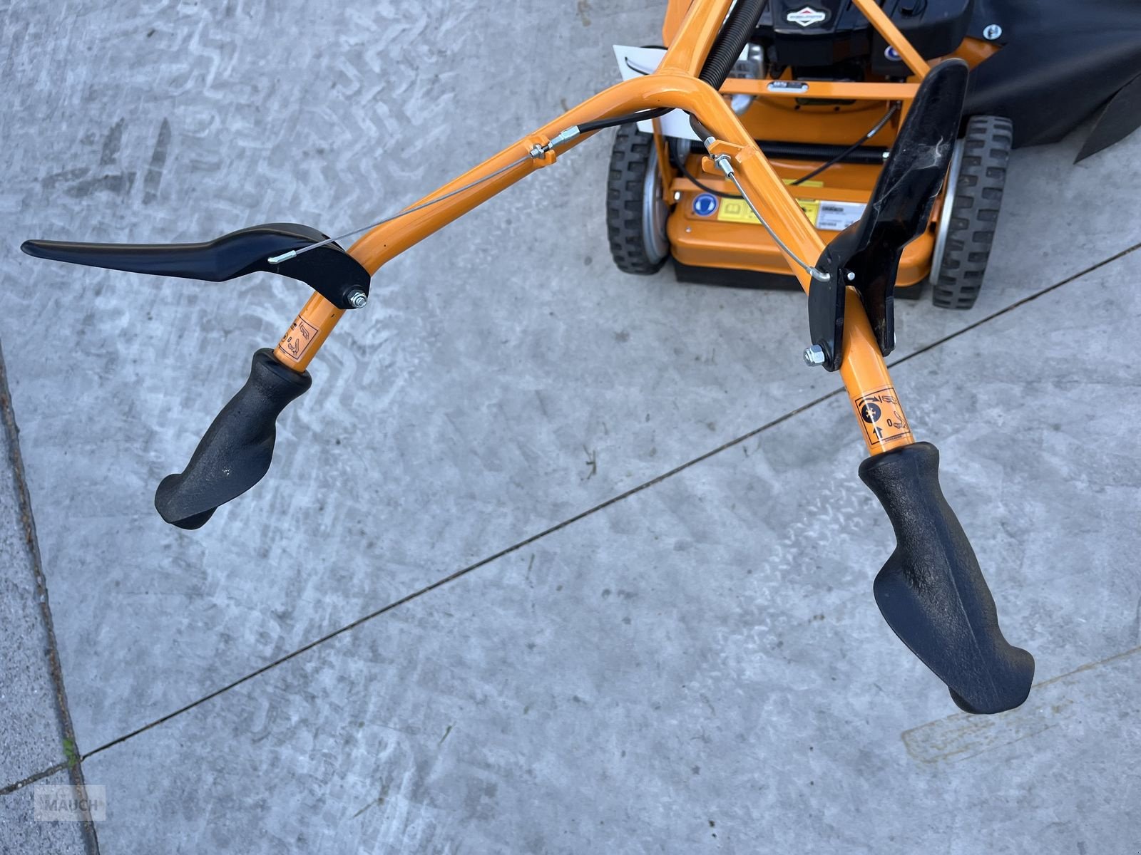 Rasentraktor типа AS-Motor Hochgrasmäher 21-4T Neuwertig, Gebrauchtmaschine в Burgkirchen (Фотография 9)