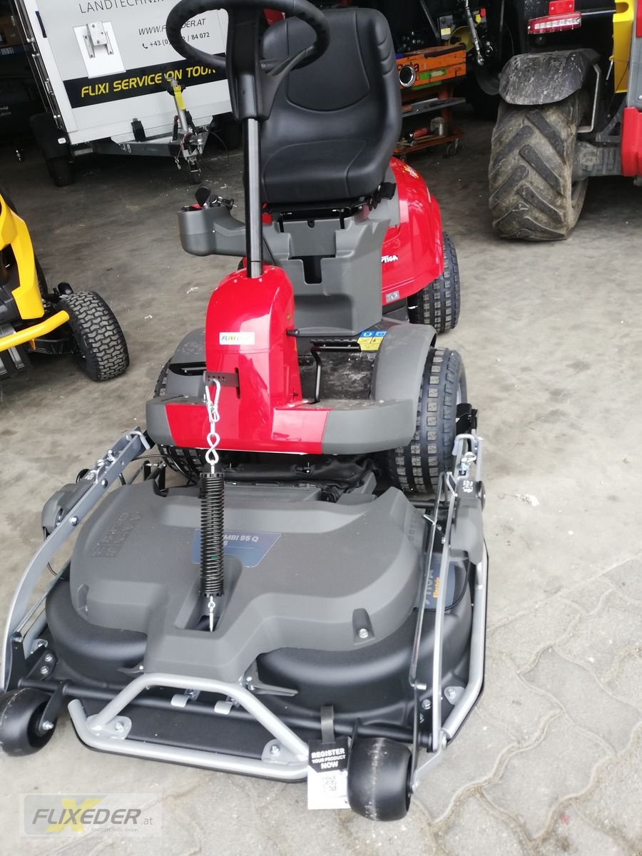 Rasentraktor des Typs Castelgarden Stiga Park 500500WX = XK4 160HD, Gebrauchtmaschine in Pattigham (Bild 2)