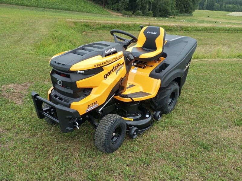 Rasentraktor du type Cub Cadet Cub Cadet XT2 QR 106 Spezial Edition, Neumaschine en NATTERNBACH (Photo 1)