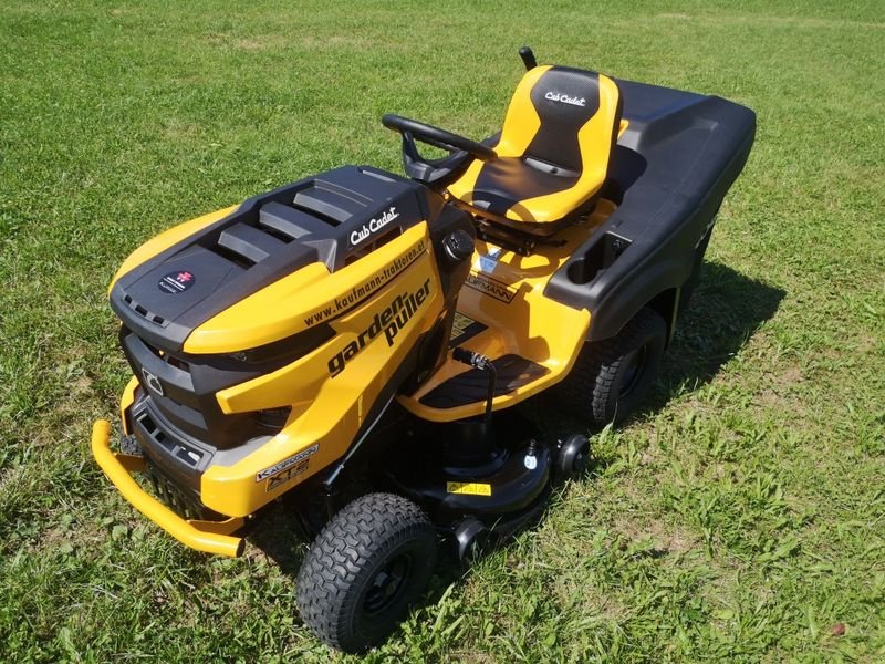 Rasentraktor des Typs Cub Cadet Cub Cadet XT2 QR 106, Neumaschine in NATTERNBACH (Bild 1)