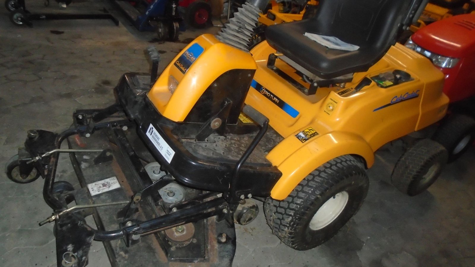 Rasentraktor типа Cub Cadet FMZ48, Gebrauchtmaschine в Viborg (Фотография 6)