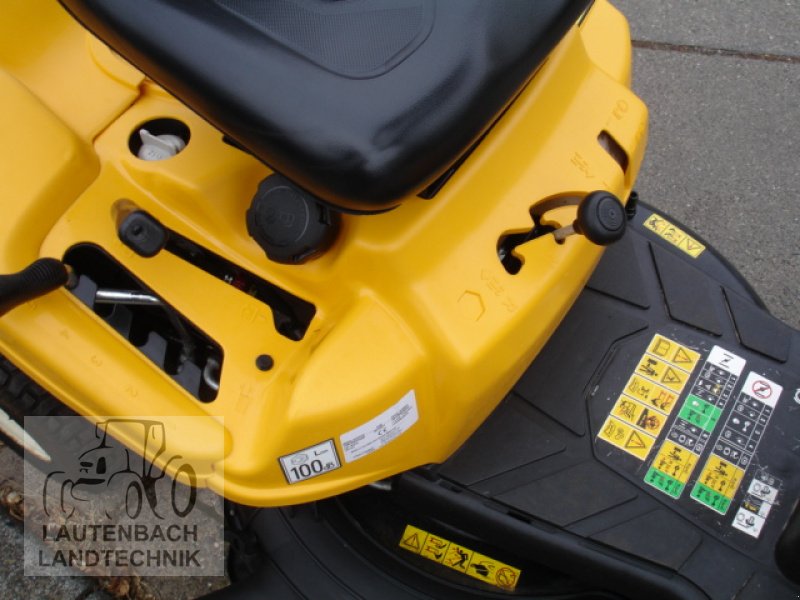 Rasentraktor of the type Cub Cadet LR1 MR76, Gebrauchtmaschine in Rollshausen (Picture 5)