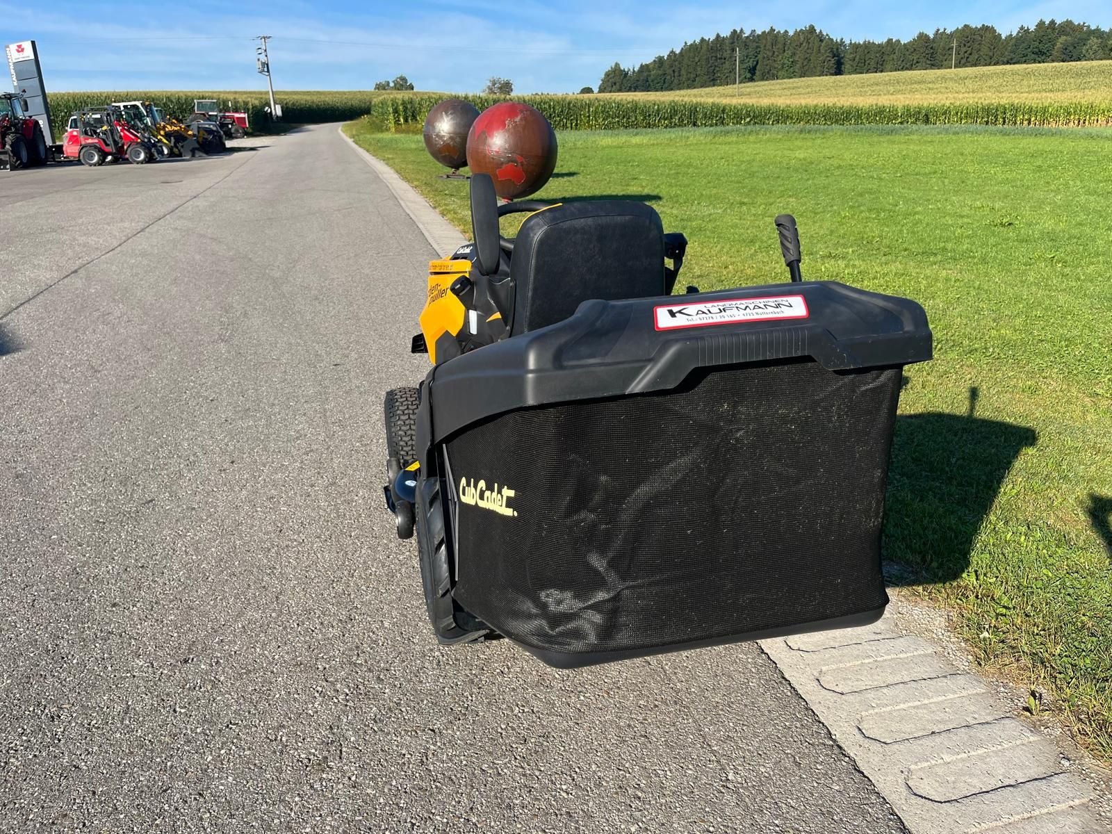 Rasentraktor от тип Cub Cadet Rasentraktor Cub Cadet XT3 QR 106, Vorführmaschine в NATTERNBACH (Снимка 10)